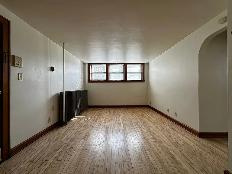822 Pine St — Photo 49
