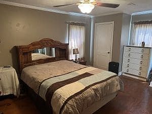 2nd image of 56 W Phelps St