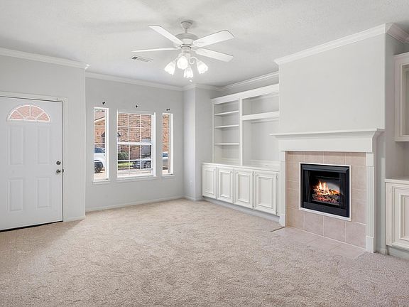 3rd image of 1310 E James St #18
