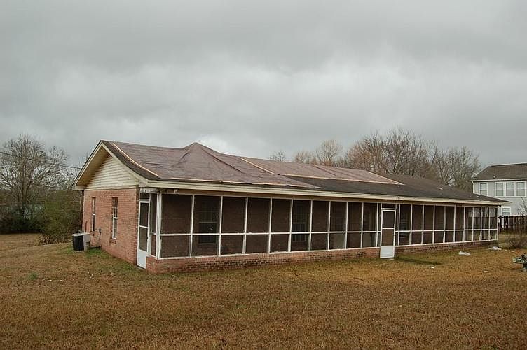 1st image of 1785 Elvis Presley Dr