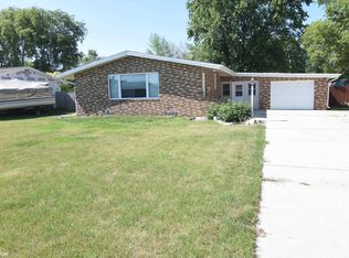 29 Parkview Dr, Eagle Grove, IA 50533