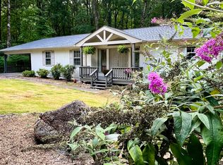 15 Gove Rd, Sautee Nacoochee, GA 30571