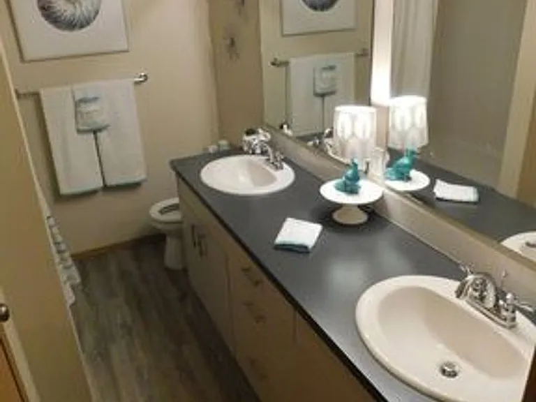 5915 Lake Grove St SW — Photo 16