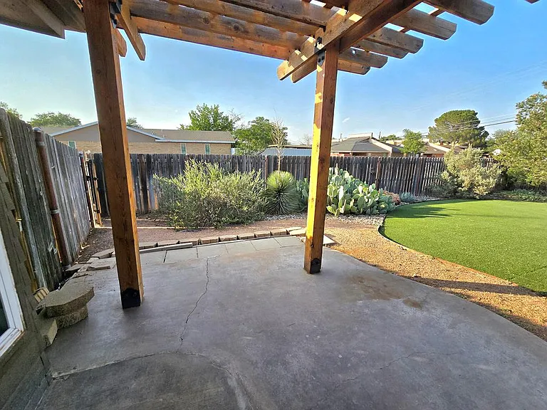 2602 N Pecos St #A — Photo 7