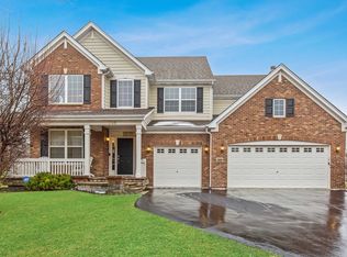 308 Comstock Dr, Elgin, IL 60124