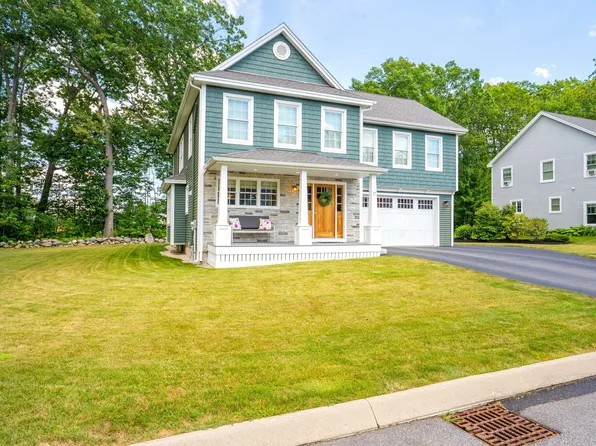 17 Leighton Farm Road, Scarborough, ME 04074