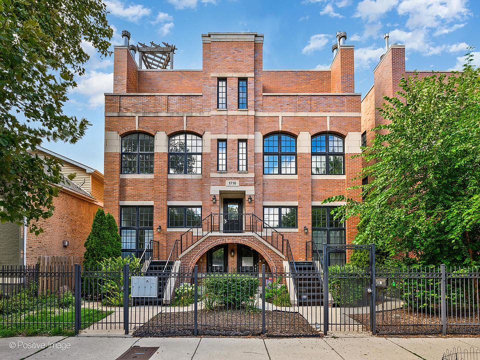 1st image of 1718 W Superior St APT 2e