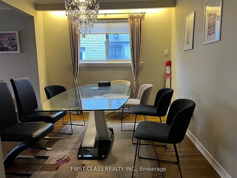 51 Ealing Dr — Photo 3