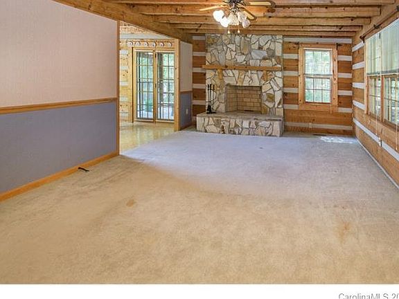 3rd image of 1270 Lake Front Dr