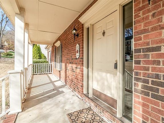 2nd image of 701 Battersea Dr