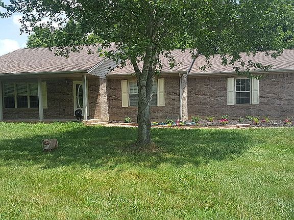 2nd image of 195 Bent Arrow Ln