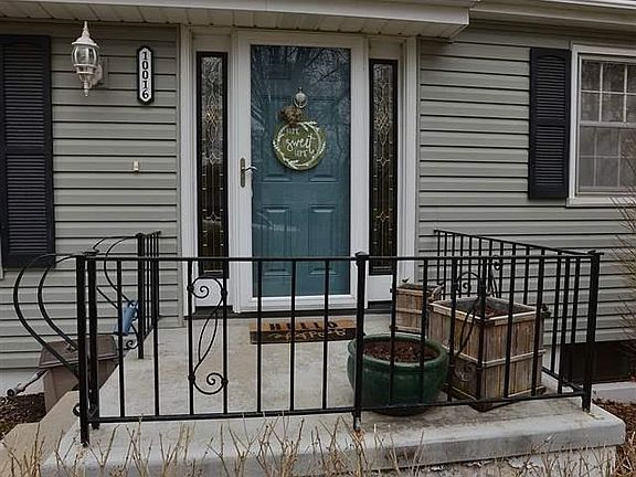 3rd image of 10016 Bedford Ave