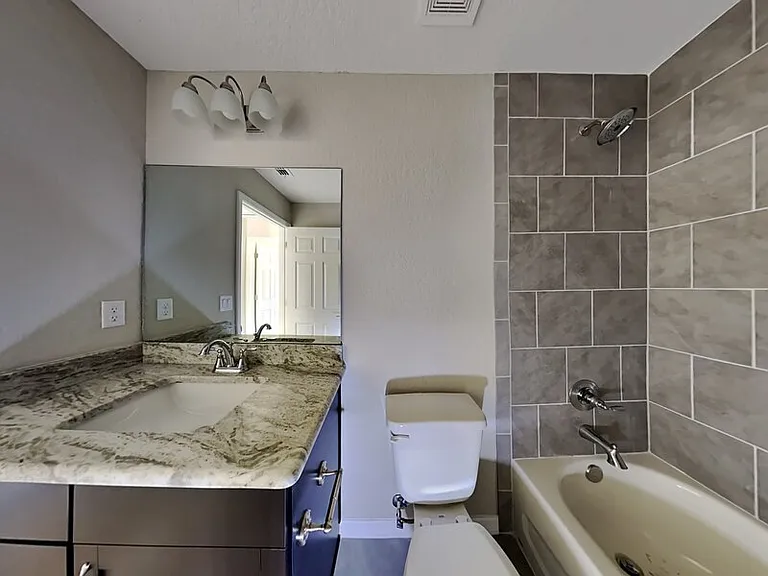 22222 SW Marine Blvd — Photo 5