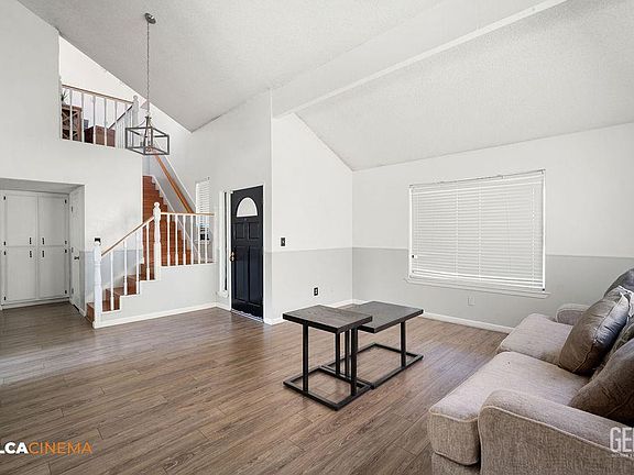 4th image of 2705 Vyn Dr