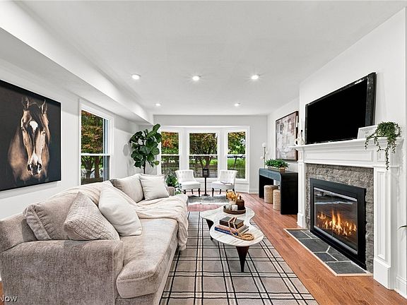 5th image of 10422 Brighton Rd