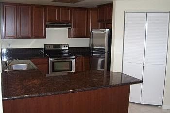 3rd image of 720 Sunrise Ave APT 39