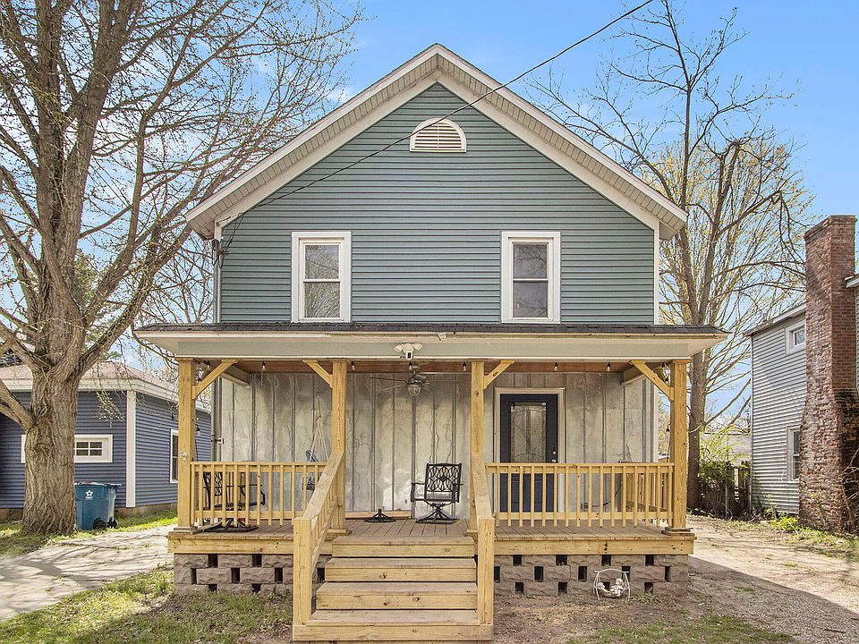 129 Grove St, Allegan, MI 49010 Zillow