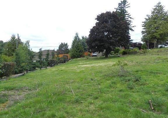 5th image of 8401 SE Evergreen Hwy