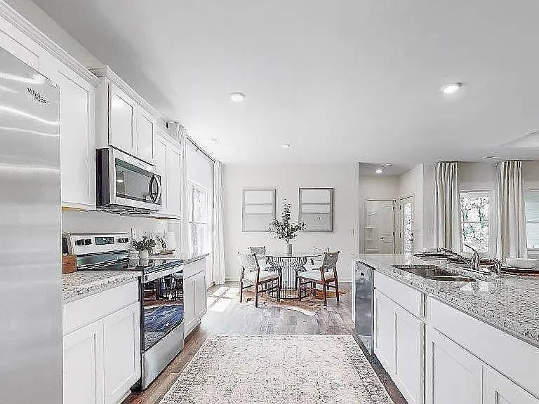 732 Empire Ave — Photo 27