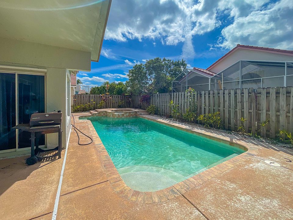 7701 Hoffy Circle, Lake Worth, FL 33467 | Zillow