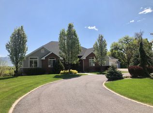 360 N Center St, Wellsville, UT 84339