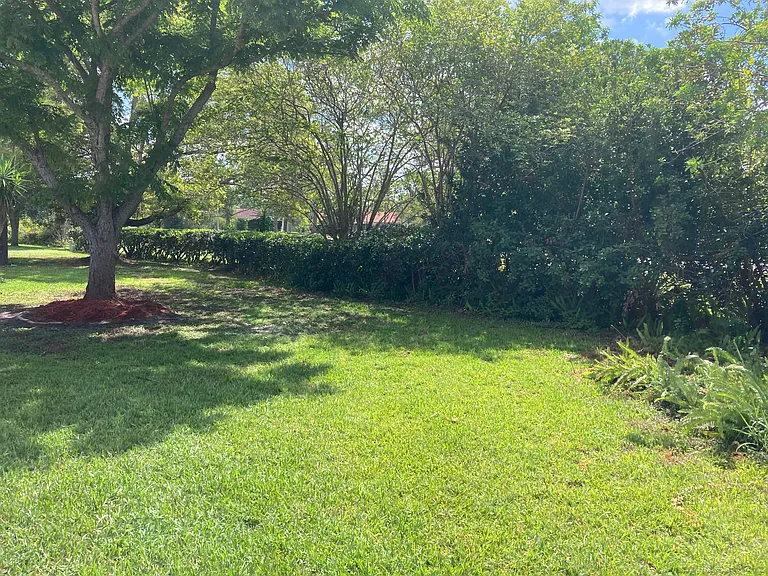 10606 Whitman Cir — Photo 19