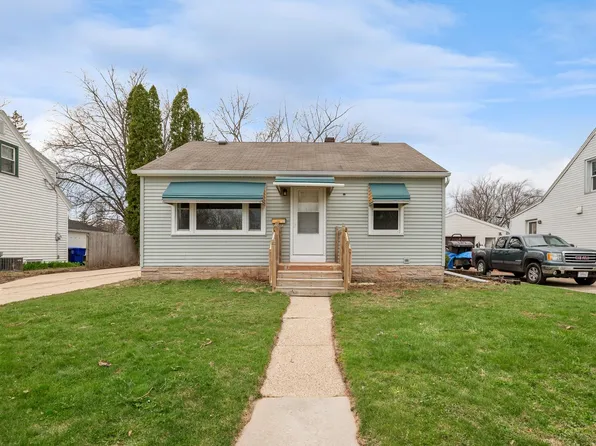 1807 S Sanders St, Appleton, WI 54915