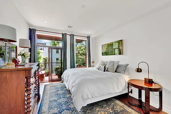 Sold by Corcoran | media 13