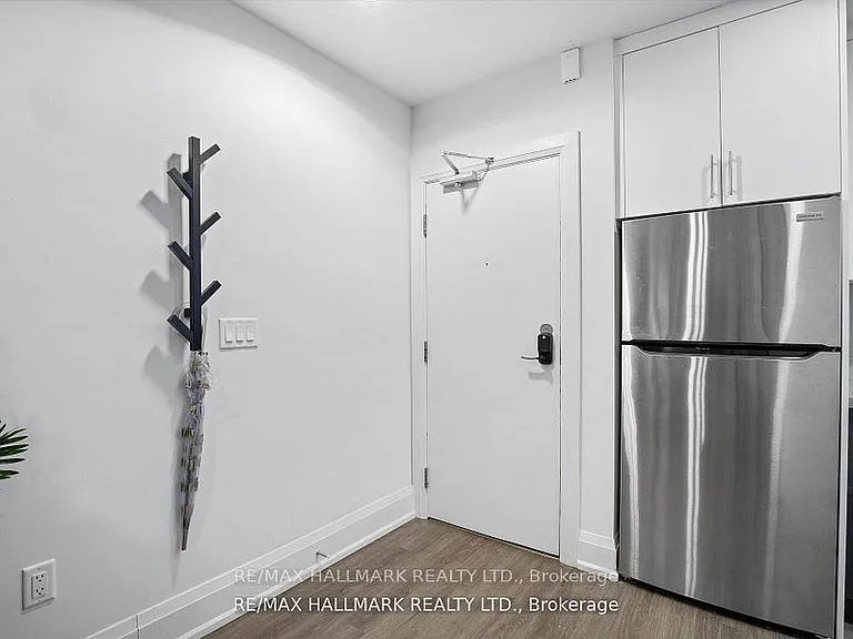 595 Saint Clair Ave W #12 — Photo 11