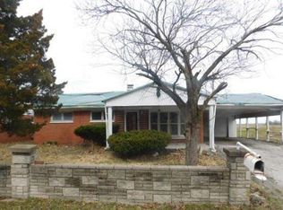 118 Lauralee Dr, Cahokia, IL