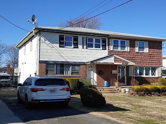 3rd image of 147-20 Francis Lewis Blvd