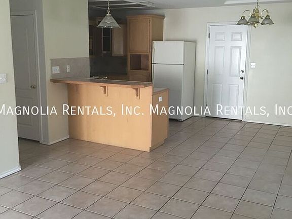 3rd image of 2514 Salvatierra Ave APT 4
