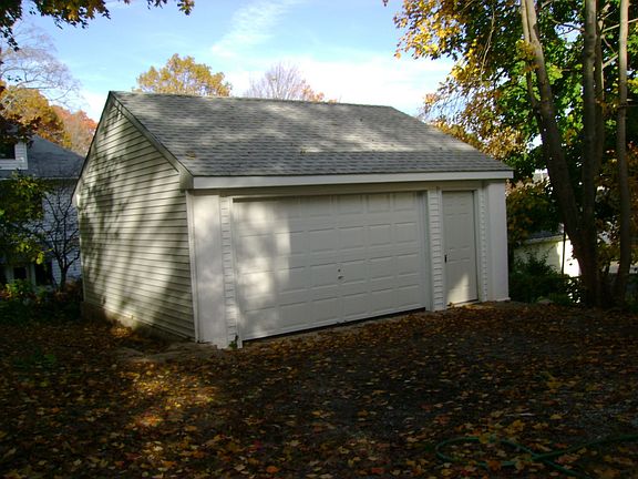 Garage built 2009