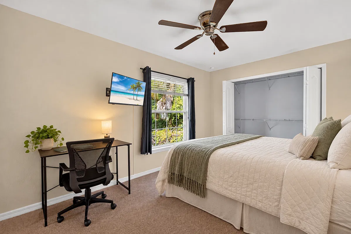 4 bed, 2.0 bath, 1600 sqft, $660 — Photo 4