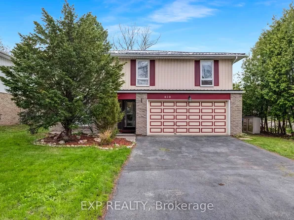 810 Srigley St, Newmarket, ON L3Y 1X7