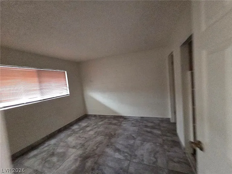 3712 Royal Crest St #6 — Photo 7