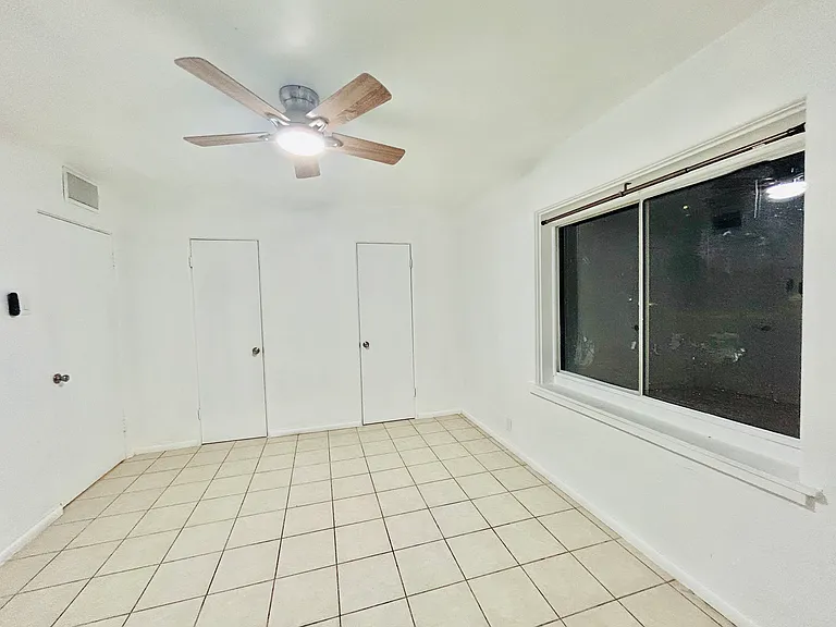 481 N Colorado St — Photo 10