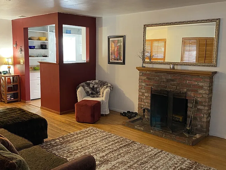 Wilbur Ave — Photo 14