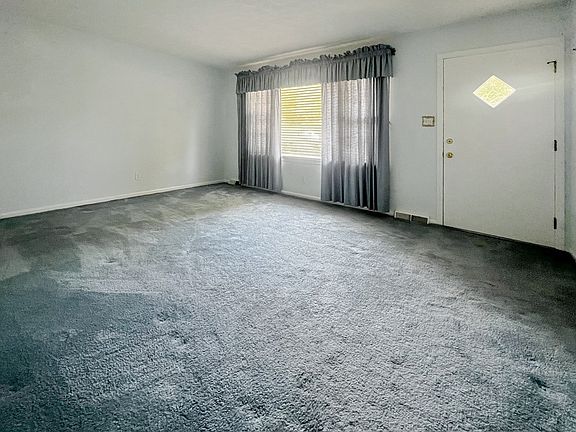 2nd image of 530 Rosemary Ln
