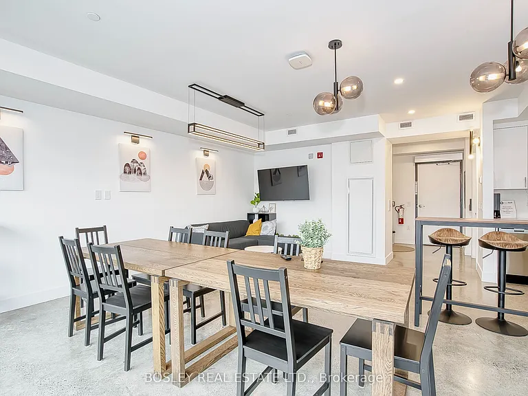 41 River St #25 — Photo 10