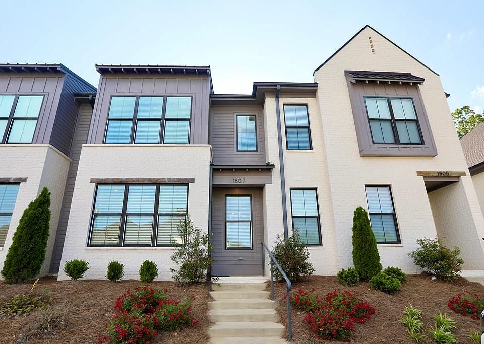 1st image of 1807 Reserve Loop