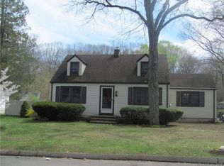 30 Sunset Rd, North Branford, CT 06471
