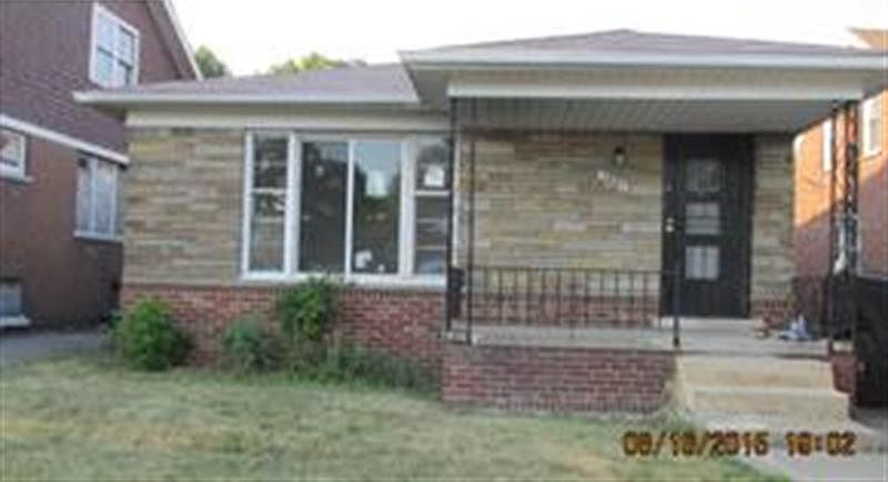 1st image of 1641 E Outer Dr