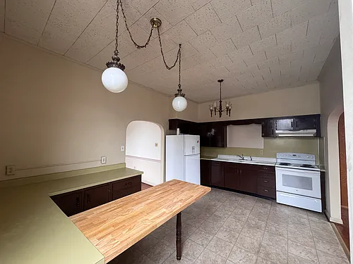 108 Main St #B Photo 1