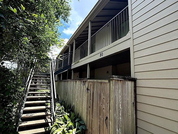 2nd image of 1100 Augusta Dr APT 80