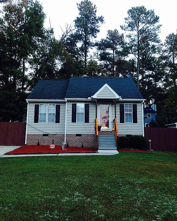 1st image of 10 Oakside Ct