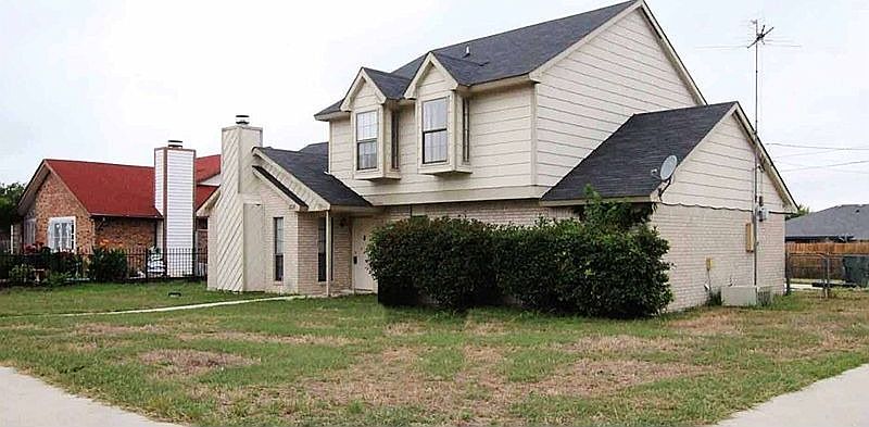 1st image of 1825 Cedarview Dr