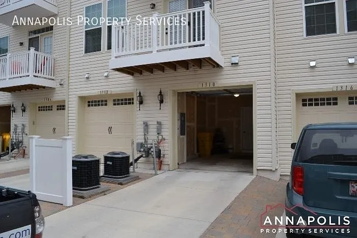 1310 Cheswick Ln — Photo 22