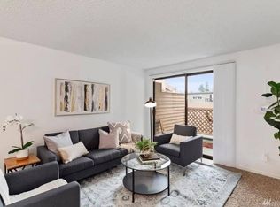 12434 Ambaum Blvd SW APT 202, Burien, WA 98146