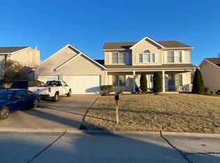 314 Estate Dr, O'Fallon, MO 63366